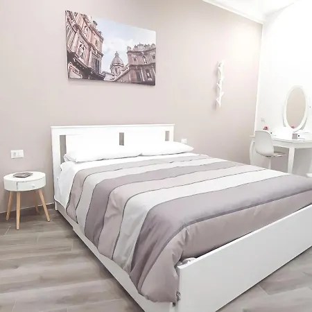 Garibaldi 29 - Piazza Marina A - In Pieno Centro. Guest house 2*