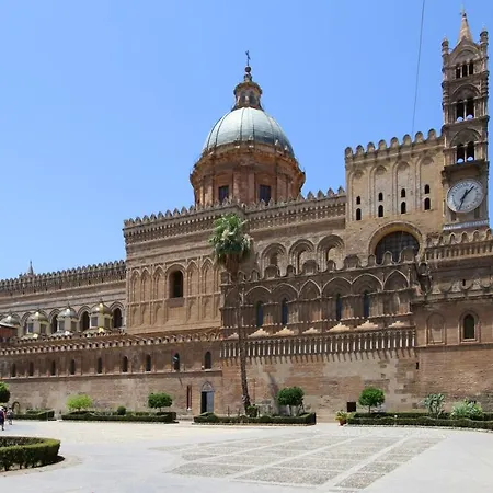 Garibaldi 29 - Piazza Marina A - In Pieno Centro. Guest house Palermo