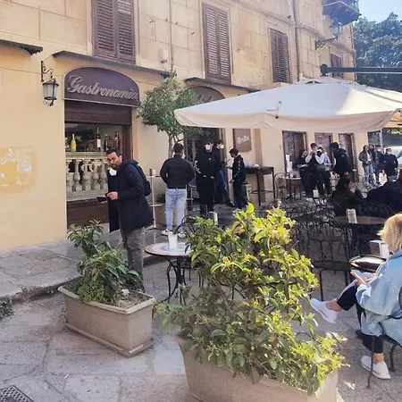 Garibaldi 29 - Piazza Marina A - In Pieno Centro. 2* Palermo