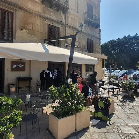 Guest house Garibaldi 29 - Piazza Marina A - In Pieno Centro. Palermo